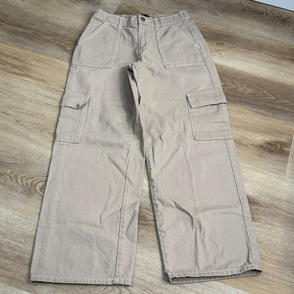 Forever 21 (Tan) Cargo Pants Women Size Medium